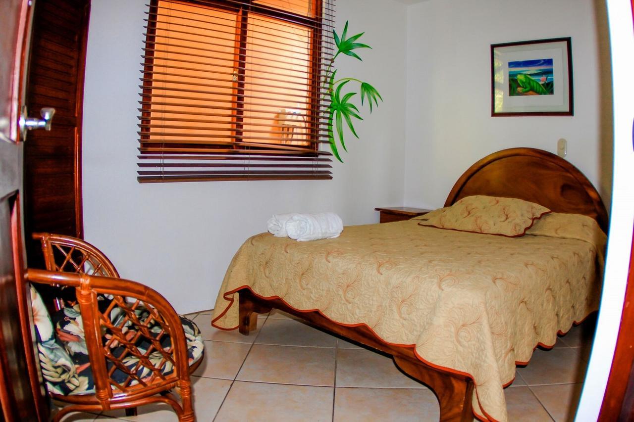 Marea Brava Hotel Jacó Extérieur photo
