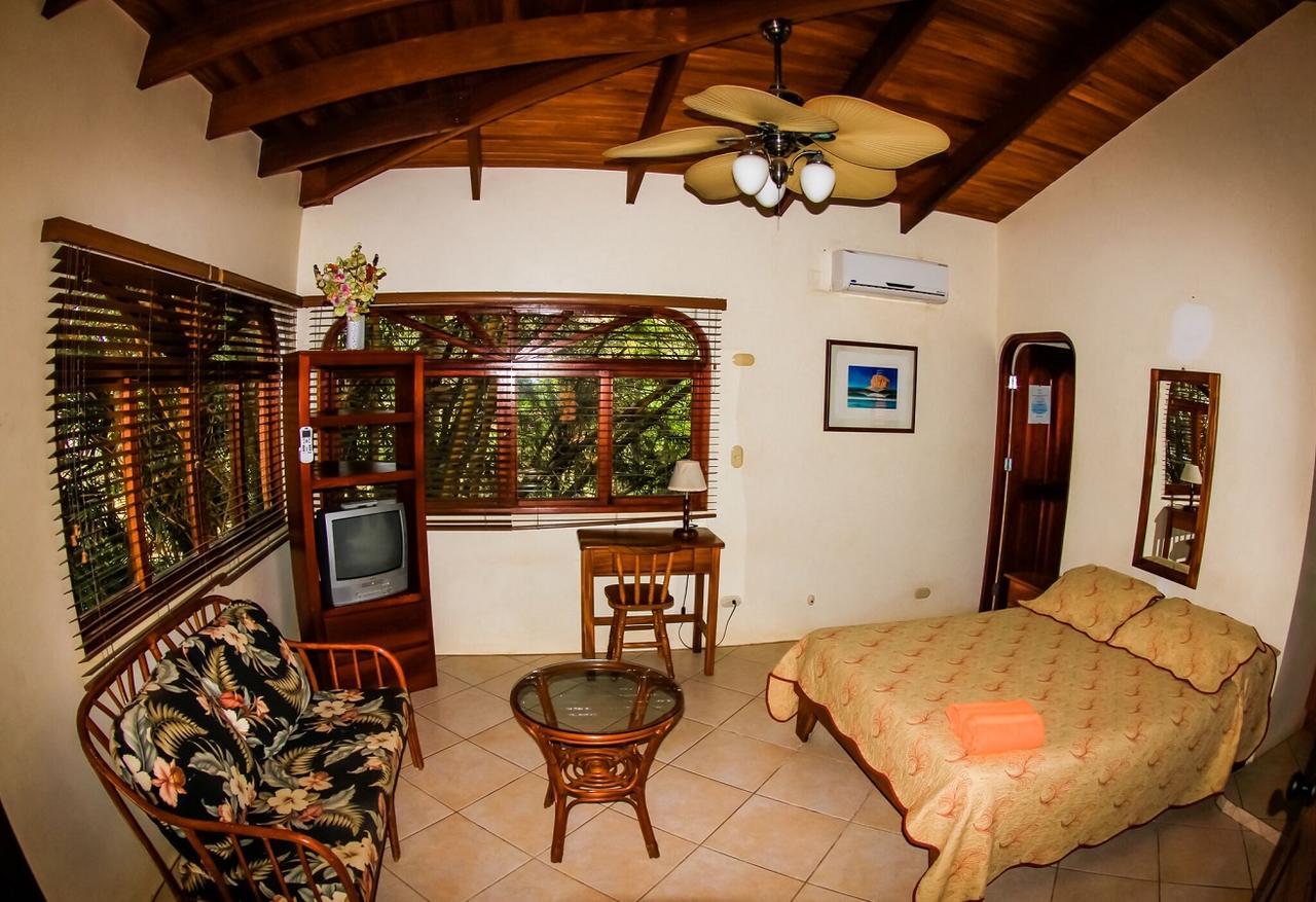 Marea Brava Hotel Jacó Extérieur photo